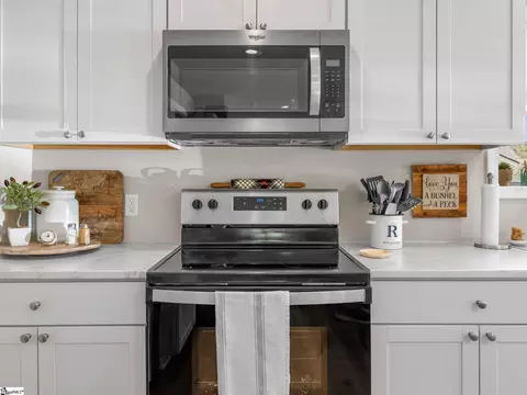 Kitchen - 141 Fuller St, Pacolet, SC 29372 photo 4 of 4