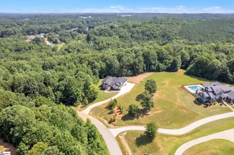 574 Paramount Dr, Seneca, SC 29678 photo 40