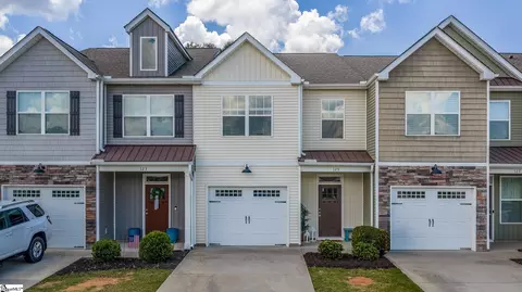125 Rushing Creek Ln, Piedmont, SC 29673
