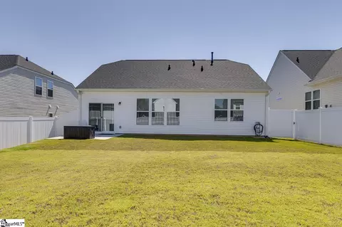 Exterior - 1141 Berry Patch Dr, Lyman, SC 29365 photo 7 of 8