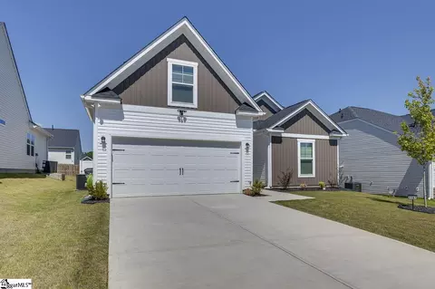 Exterior - 1141 Berry Patch Dr, Lyman, SC 29365 photo 2 of 8