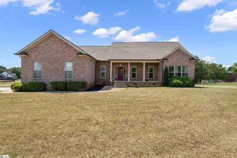 4401 Parris Bridge Rd, Boiling Springs, SC 29316