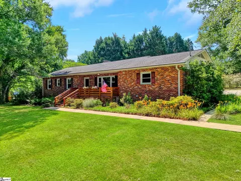 411 New Perry Rd, Greenville, SC 29617