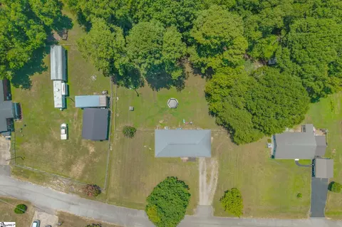 View/Area - 516 Wesley Ct, Starr, SC 29684 photo 6 of 6
