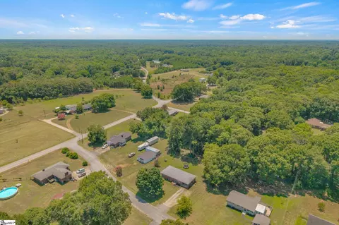 View/Area - 516 Wesley Ct, Starr, SC 29684 photo 5 of 6