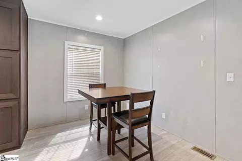 210 Whitten Rd, Waterloo, SC 29384 photo 7