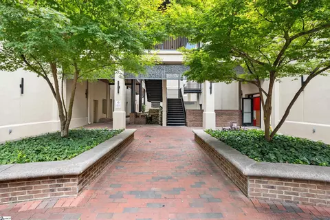 233 N Main St UNIT 504, Greenville, SC 29601