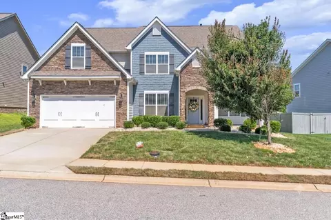 8 Belterra Dr, Simpsonville, SC 29681