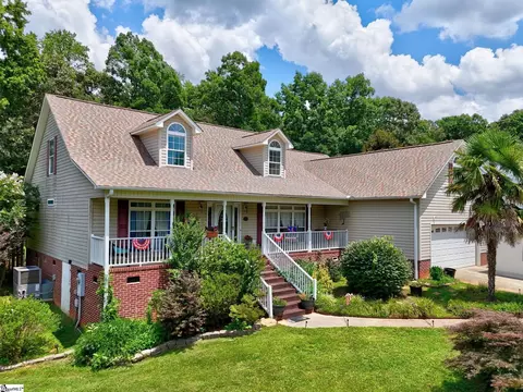 120 Lillie Marie Dr, Piedmont, SC 29673