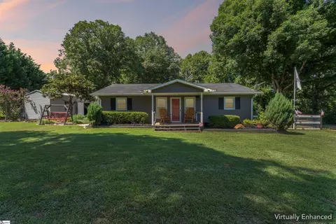 1210 Cooper Bridge Rd, Woodruff, SC 29388