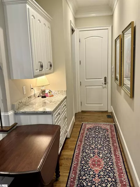 Entry Way - 27 Cullen Ct, Greer, SC 29650 photo 3 of 4