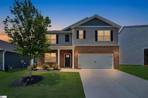 870 Barlow Ln, Woodruff, SC 29388