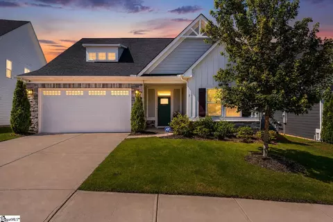 5 Comanche Trl, Greenville, SC 29607