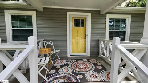 Exterior - 407 North St, Anderson, SC 29621 photo 3 of 9
