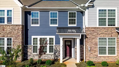 4 Gaskins Trl, Travelers Rest, SC 29690