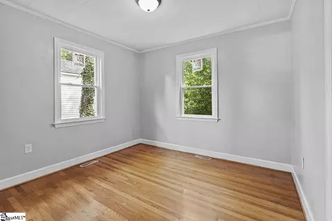 409 E Forida St, Clinton, SC 29325 photo 9