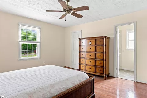 Bedroom - 208 Pineview Dr, Pelzer, SC 29669 photo 2 of 6