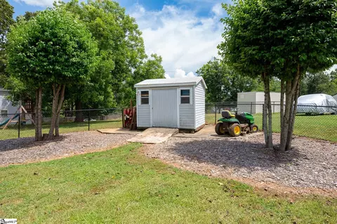 Exterior - 208 Pineview Dr, Pelzer, SC 29669 photo 8 of 12
