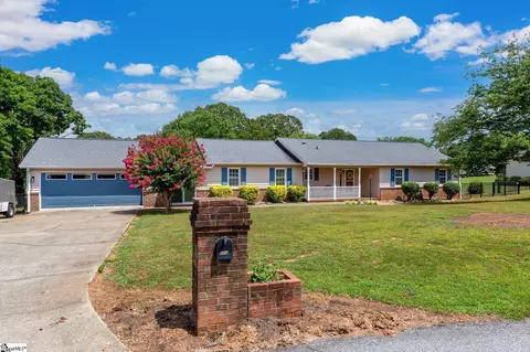 Exterior - 208 Pineview Dr, Pelzer, SC 29669 photo 2 of 12
