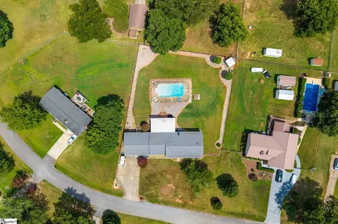 View/Area - 208 Pineview Dr, Pelzer, SC 29669 photo 2 of 2