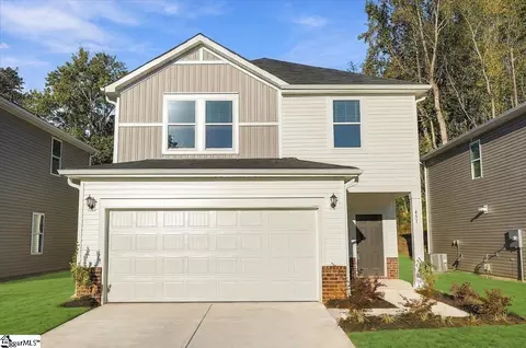 451 Upland Water Ct, Spartanburg, SC 29301