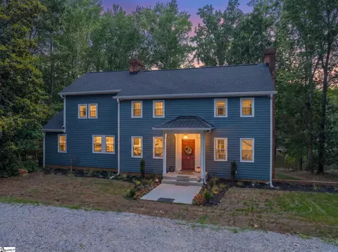 141 Shoreham Rd, Spartanburg, SC 29307