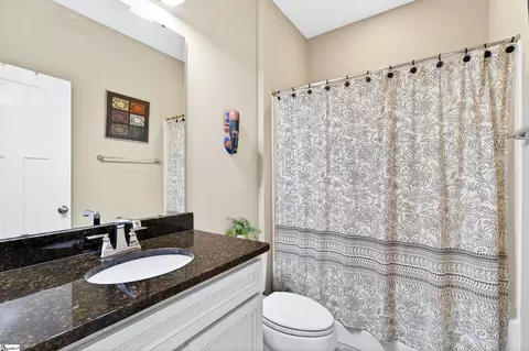 Bath - 402 Vestry Pl, Moore, SC 29369 photo 1 of 5
