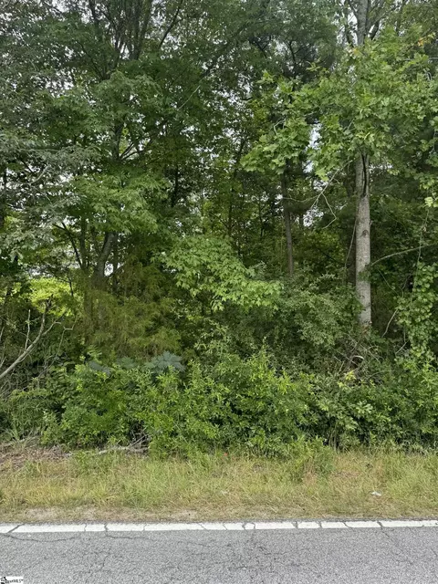 1587 Old Anderson Mill Rd, Moore, SC 29369 photo 1