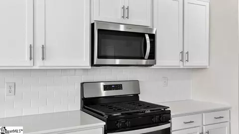 Kitchen - 2171 Springview Ct, Boiling Springs, SC 29316 photo 2 of 4