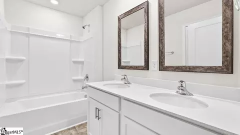 Entry Way - 2171 Springview Ct, Boiling Springs, SC 29316 photo 8 of 10
