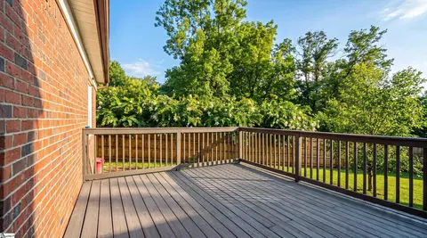 Exterior - 111 Northridge Rd, Greer, SC 29650 photo 8 of 10