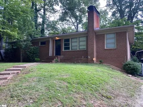 204 Glendale Ave, Laurens, SC 29360