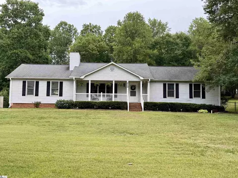 213 Pine Meadow Dr, Travelers Rest, SC 29690