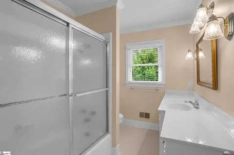 Bath - 204 Montclair Rd, Greer, SC 29651 photo 1 of 3