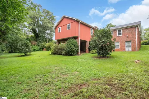 Exterior - 204 Montclair Rd, Greer, SC 29651 photo 3 of 4
