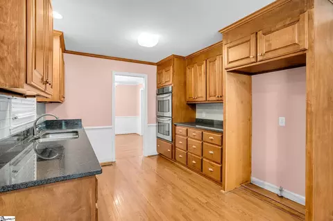 Kitchen - 204 Montclair Rd, Greer, SC 29651 photo 6 of 6