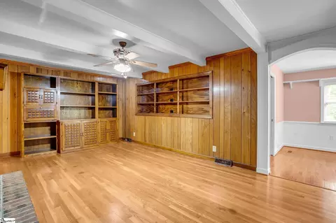 Living - 204 Montclair Rd, Greer, SC 29651 photo 4 of 5
