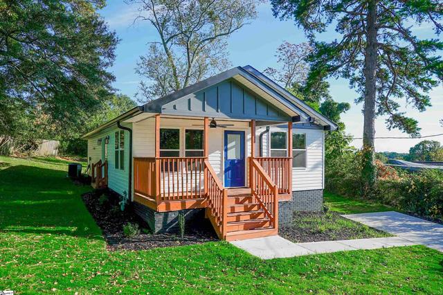 4 Thrift St, Greenville, SC 29609