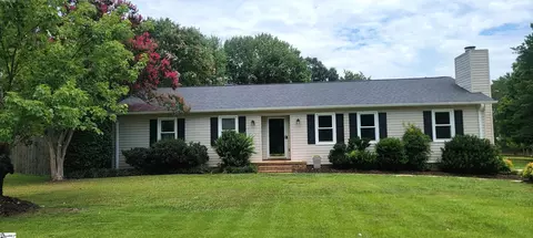 1011 Harness Trl, Simpsonville, SC 29681