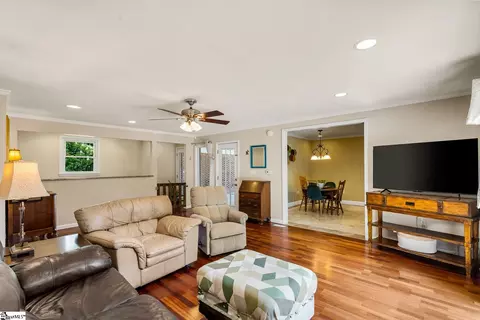 Living - 512 E Fredericks St, Anderson, SC 29621 photo 2 of 2