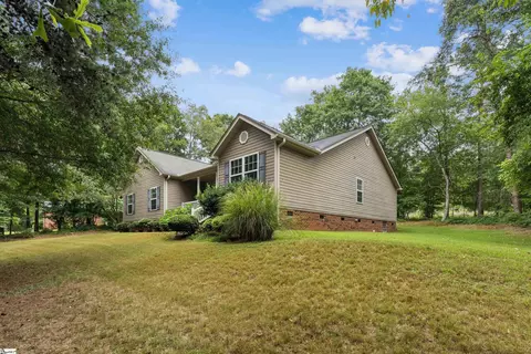 113 Valley Dr, Anderson, SC 29625