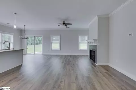 Living - 202 Meadow Ln, Easley, SC 29642 photo 1 of 6