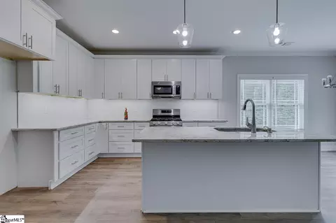 Kitchen - 202 Meadow Ln, Easley, SC 29642 photo 1 of 4