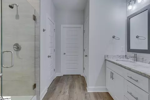 Entry Way - 202 Meadow Ln, Easley, SC 29642 photo 4 of 6