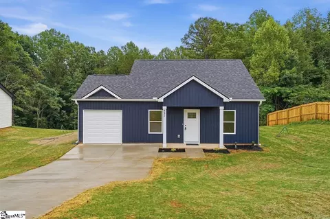 457 Bill Lattimore Rd, Chesnee, SC 29323