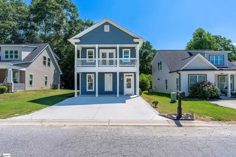 111 Crown Ct, Williamston, SC 29697 photo 2