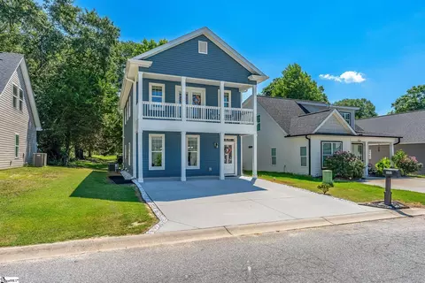 111 Crown Ct, Williamston, SC 29697 photo 3