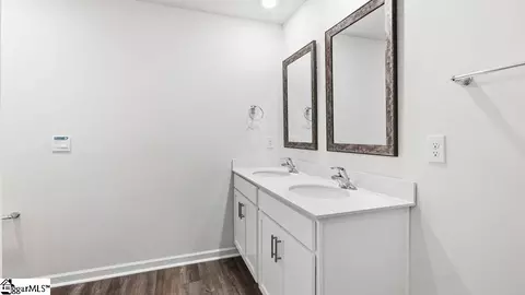 Entry Way - 830 Embark Cir, Greer, SC 29651 photo 8 of 9