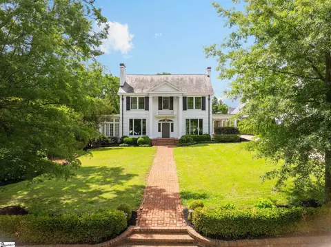 18 Sirrine Dr, Greenville, SC 29605