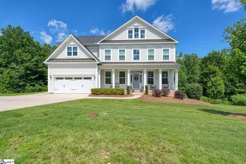 160 Scotts Bluff Dr, Simpsonville, SC 29681